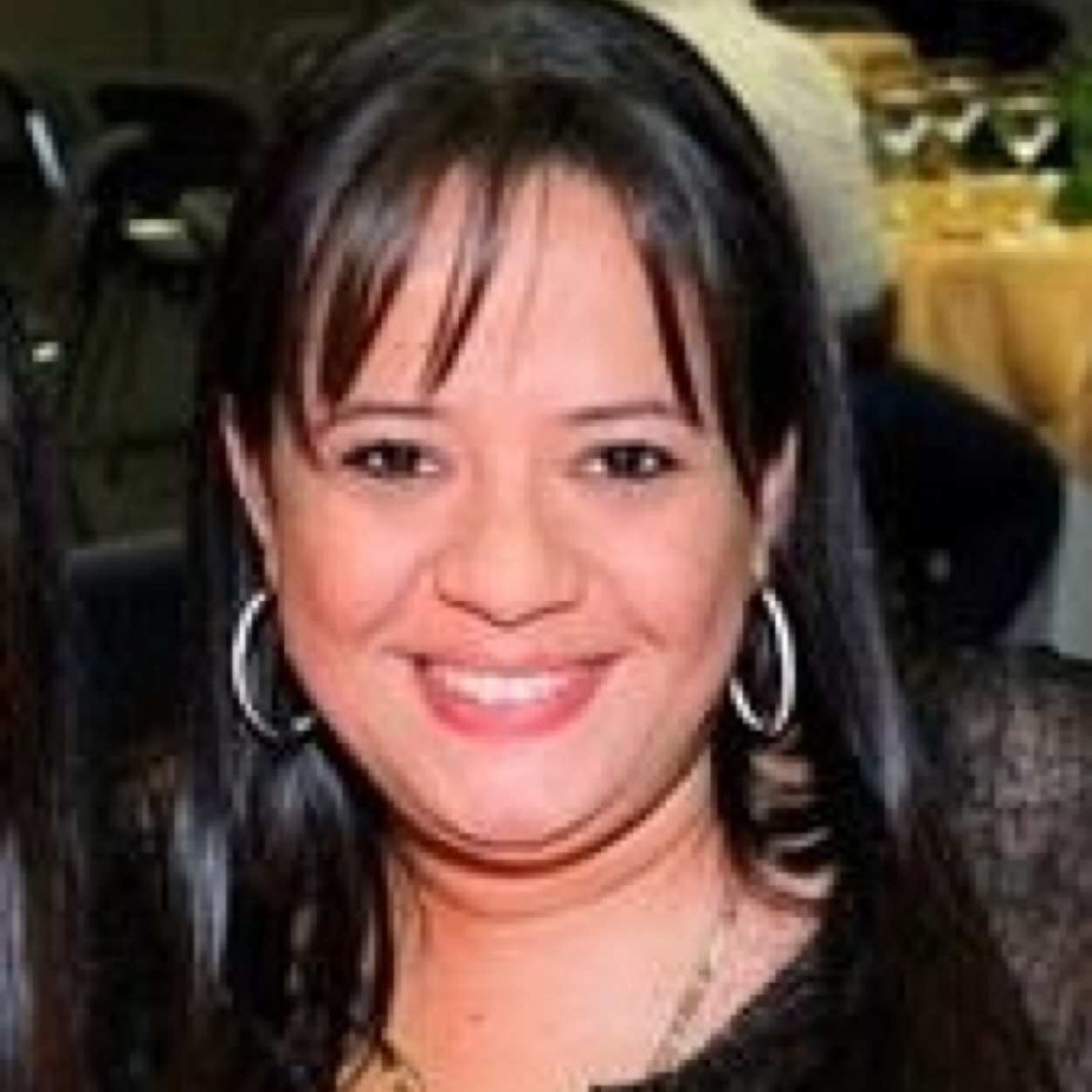 Comunicadora y Relacionista Corporativa. Professional coach. Especialista en Alta Gerencia. Orgullosa de mi profesión.