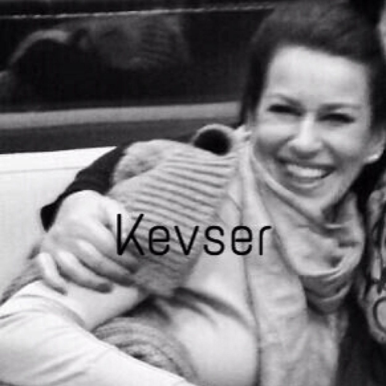İpek Tuzcuoglu Birtane! Onu çok seviyorum! Canımın en içleri en tatlı #İpekciler Dilek ve İlayda... Seviliyosunuzz♥EdaSemaDilaYağmurCemre
