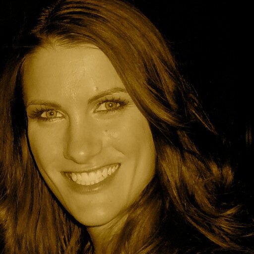 Bulldog lover. Avid horse racing fan. Budding yogi. Wine & Coffee sipper. Planner extraordinaire!