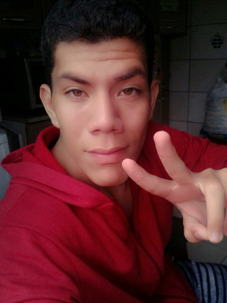 Tenta a sorte, pois o azar é certo.