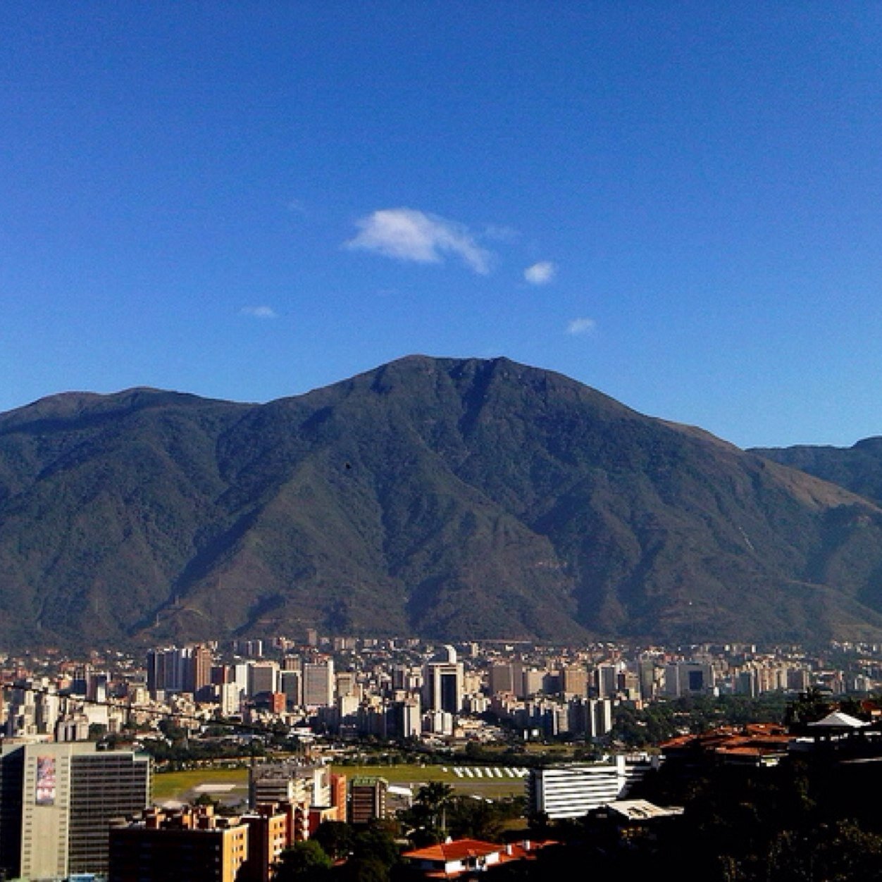 Abogado, venezolano, mi vida es es mi Familia!!!