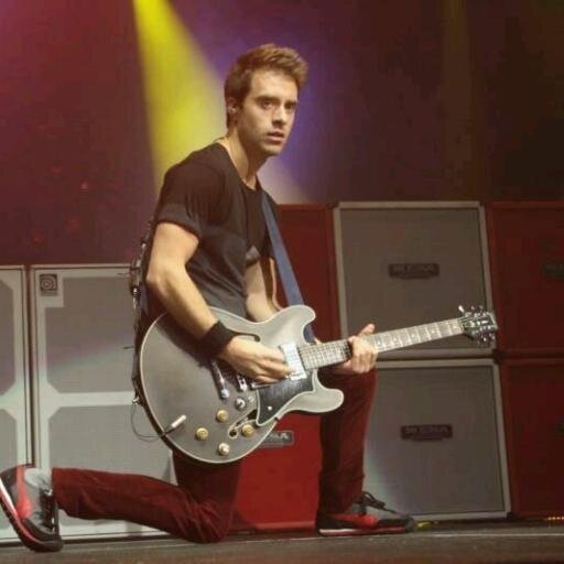 KimSadler_'s profile picture. ¿Mi nombre? Llámame Kim. Astronaut, bitches. Un poco de rock, por favor.¿Rutina? ¿Eso que es? Un día visitaré el mundo entero, ya os contaré. B182. ID. GD.