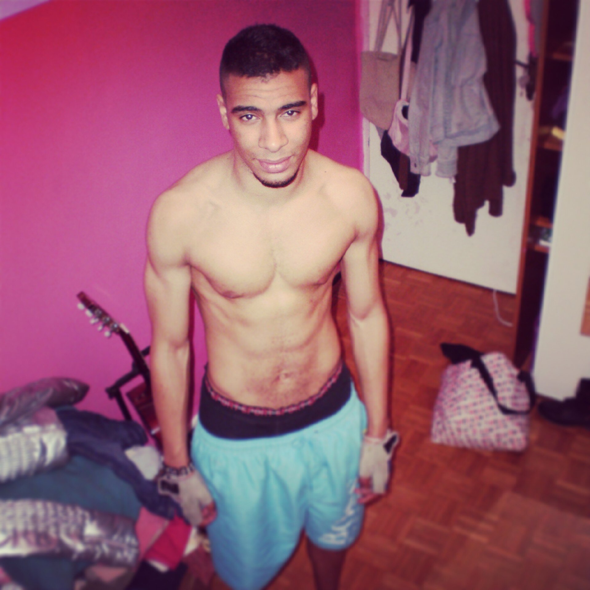 TrezorDeKellogs's profile picture. Nouveau sur twitter ! #Team972 Instagram : hollacabrona --- FOLLOW ME.