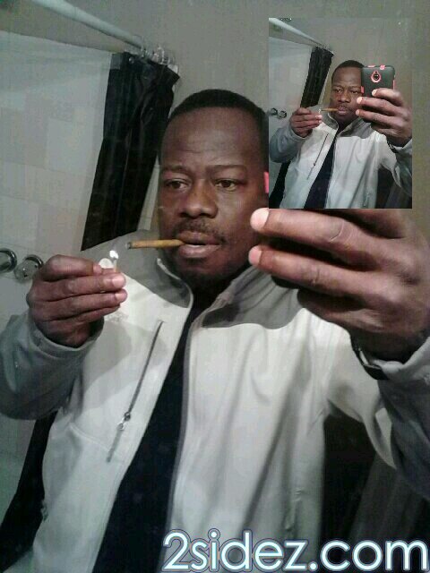 themobste's profile picture. 