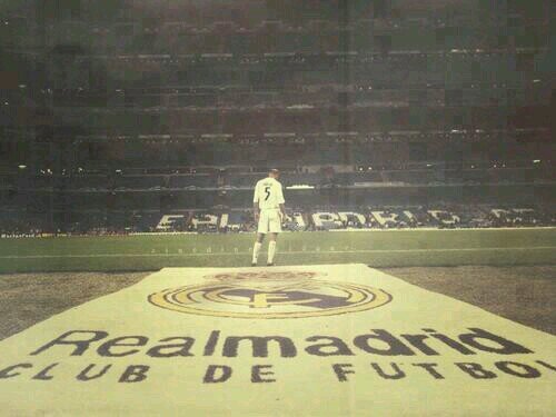 DANIPERNAS's profile picture. Charro ilustrando con honestidad desde el 86. Madridista,raulista,español y antiseparatas incluso después de muerto.