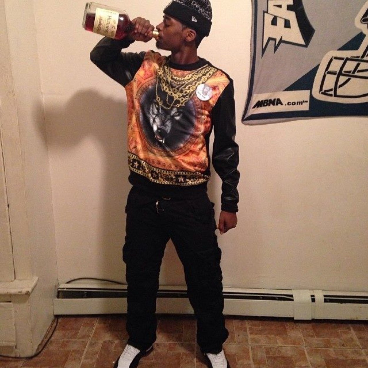 Fuk EveryBody Thts Hating... Cause i Get Money..