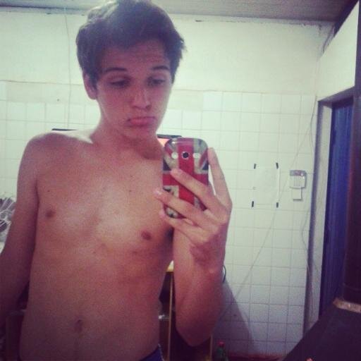 Leonardo Rosa. Gaúcho. 16 anos :3