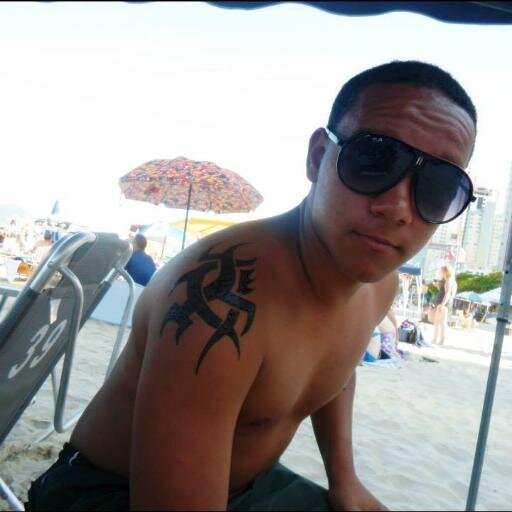 Tudo posso naquele que me fortalece :)


.... Twitter Oficial .