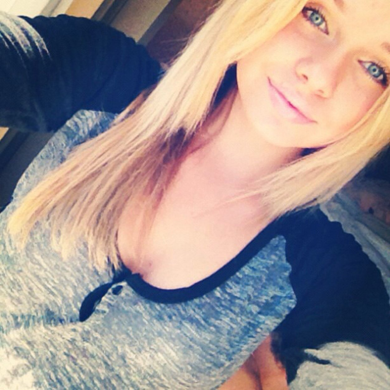 fan page for the most beautiful australian lady @allisimpson | Gold Coast,Australia like  a vacation destination in my bucket list | NOTICE ME! xoxo