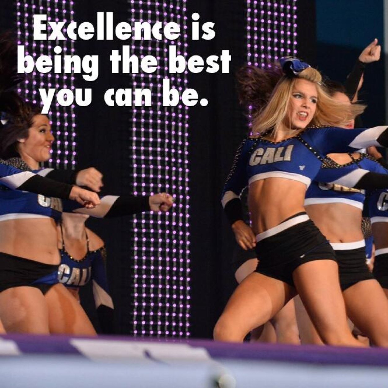 Hi , I am a cheerleader and a fierce flyer with passion and heart . I ❤️ Smoed , everyones Dream Team ✨ Go Follow my other fierclious account @lily_ic