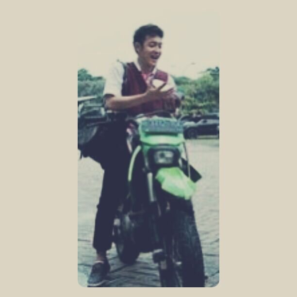 RealDafa's profile picture. semuanya go follow @shvrgohell ya :)