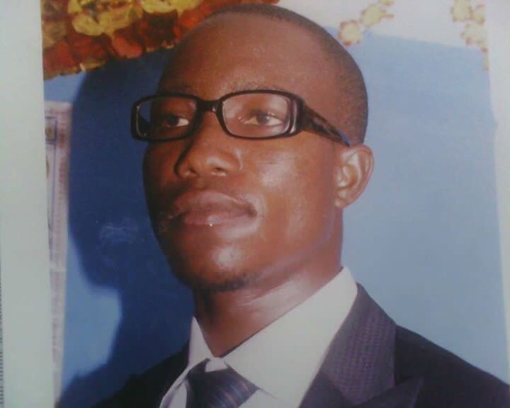 je suis sékou sanoh né a lola le https://t.co/waQdRcbNbjénieur chimiste de l'University de N'Zérékoré Guinée Conakry.je travaille actuellement au Burkina fasso