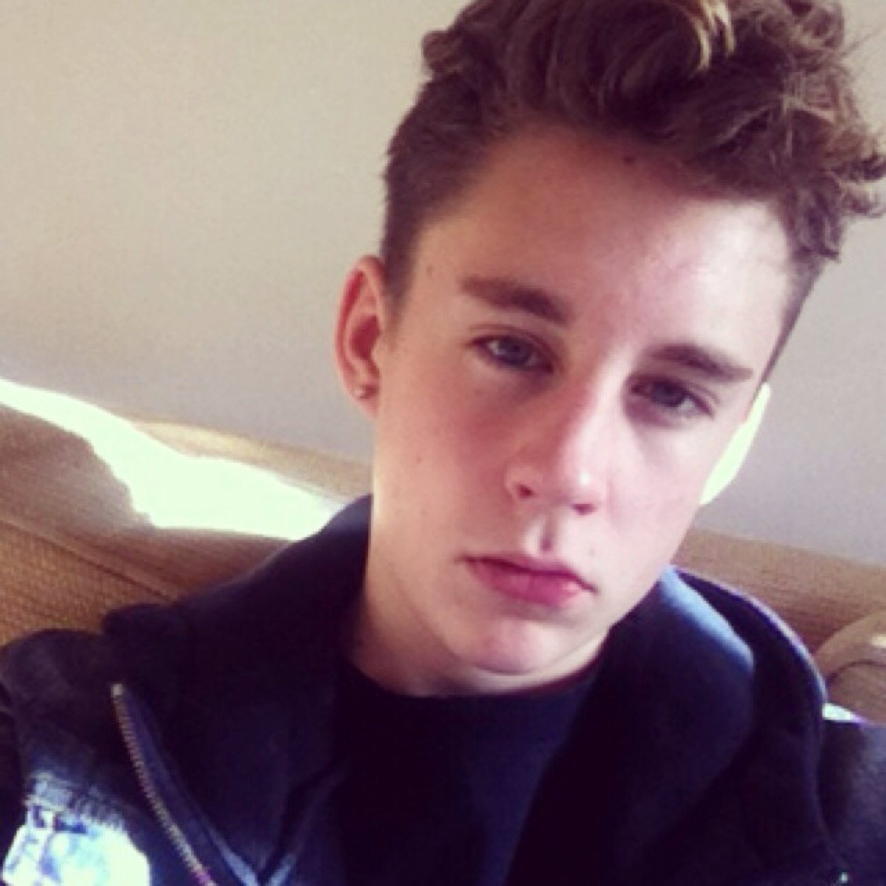 Tom666_'s profile picture. 