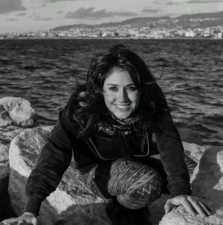 SofyBlogger's profile picture. Amante della comunicazione. Tento di scrivere qualcosa di intelligente sul mio blog. Il mio mondo? Verità, correttezza, fotografia, tecnologia.