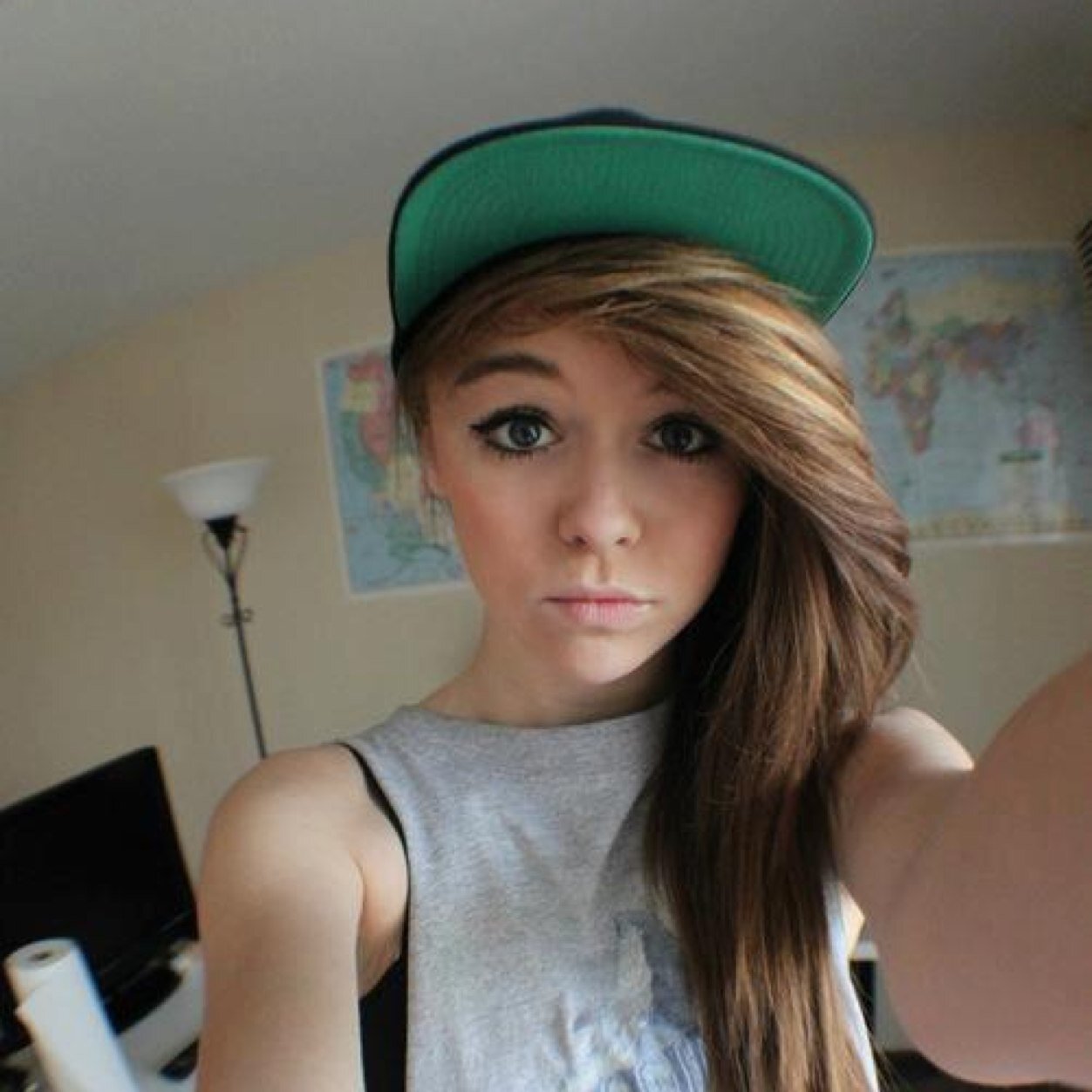 Faking_Clark's profile picture. Acacia here! I like food and hugs || we are now friends ||

•Single•RP•FL•