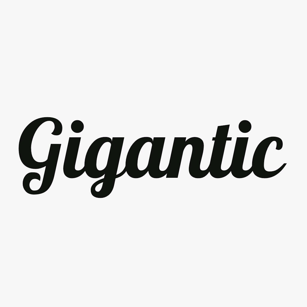 Containing original & authentic goods content | Order&inquiry: 087832354770 | email: giganticsneaker@yahoo.co.id