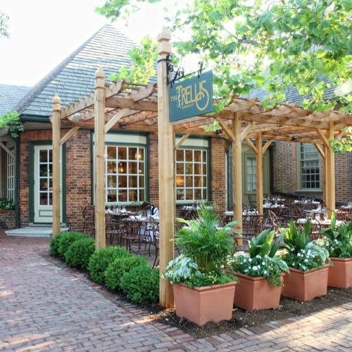 Traditionally inspired contemporary American dining in the heart of Williamsburg, Virginia, by David Everett.  http://t.co/eqAjZGT97C