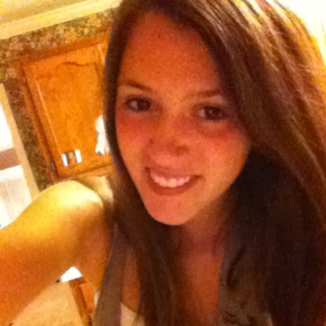 ☺✌i am 15 i love my friends & family  put god first