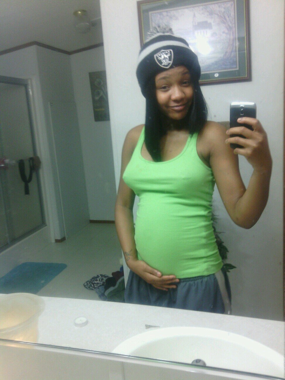 tweetThiszz's profile picture. Dont let Yesterdays Disappointments Effect Tomorrows Dreams ..(shine bright ...like a.Diamond...were beautiful...like Diamonds n the sky :)