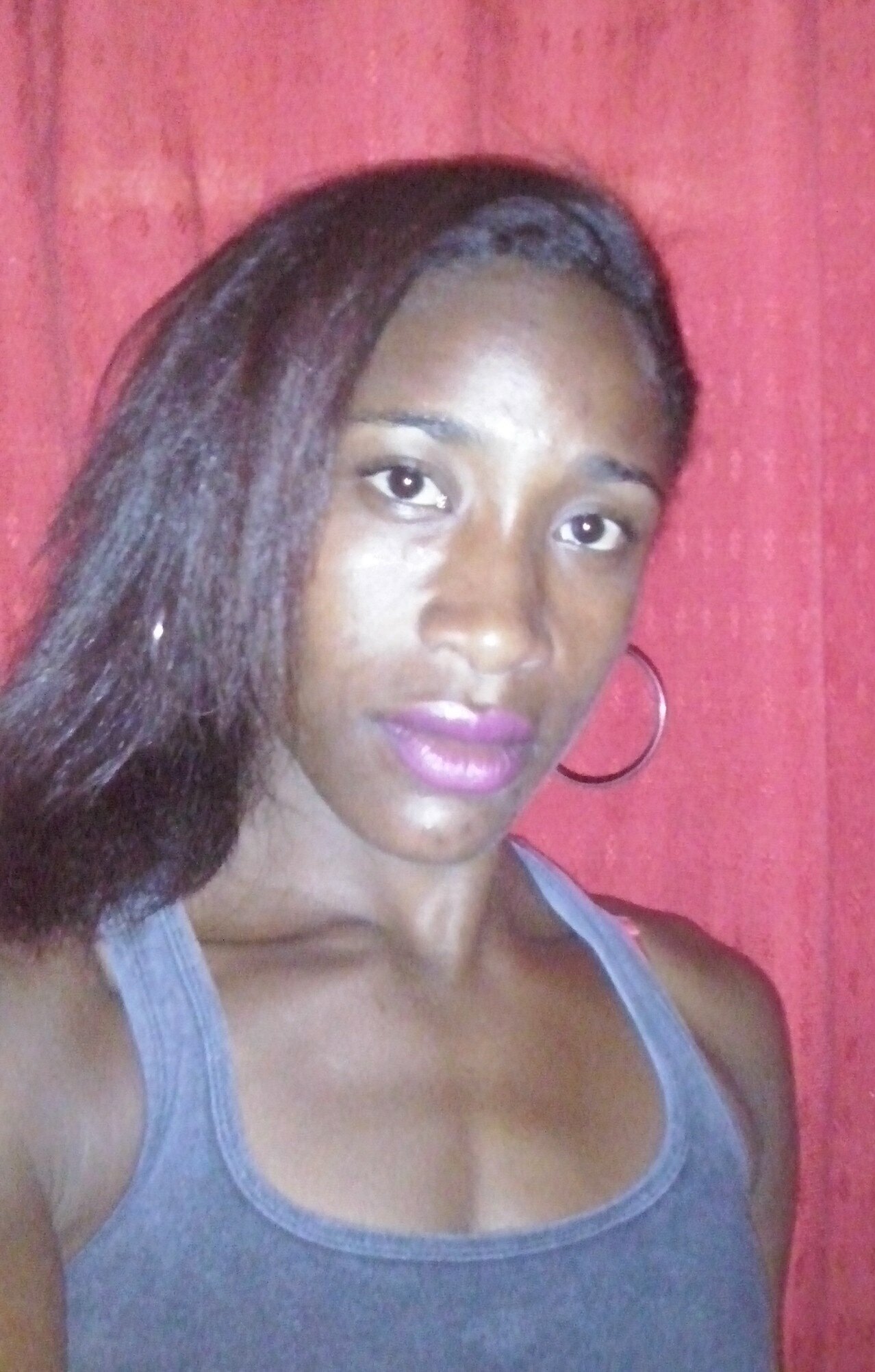 FlaviaFm70's profile picture. 