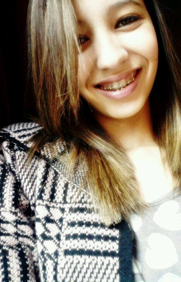 Senhor, livra-me de todos que não suportam meu sorriso, meu amor nos olhos, meu coração gigante, minha esperança eterna e minha fé irreversível!
