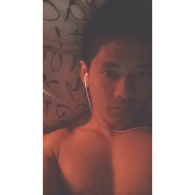 Segue Aiii que SIGO de VOLTA (y)

Sigam @clubefollowback  &  @yzaberto