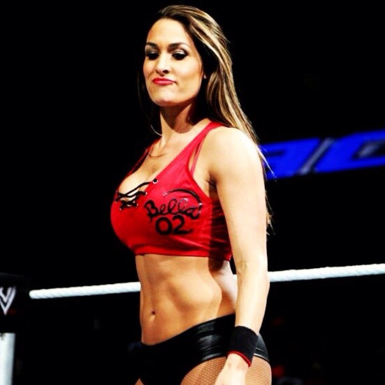 Nikki is my idol want to be just like her when i get older hope she will follow one day 
     ❤️john cena❤️.   ❤️shemus❤️. ❤️big show❤️.  ❤️brie❤️