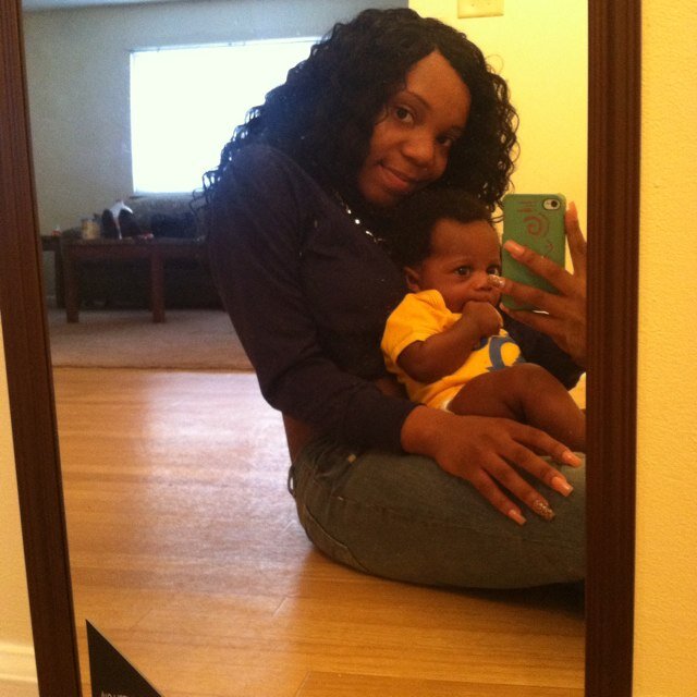 19, Single parent #Cameron. 
2014 we taking off on yall mfs, dont believe me just watch !