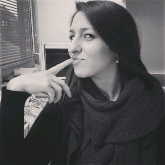 love fashion, shopping and my daily dosis of caffeīne // Go-to-market manager @Telenet