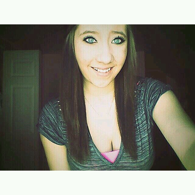 jujujulie9's profile picture. SINGLE