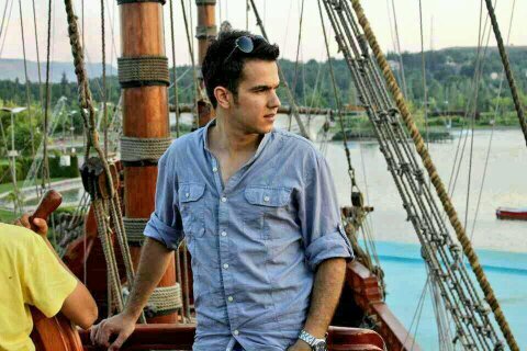 commt890's profile picture. 