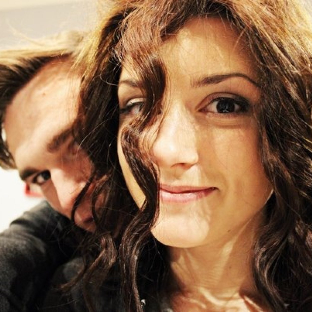 helloitsjessy's profile picture. 张 安娜。Kites rise highest against the wind - not with it.