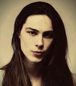 Half-Elven, simply seeking balance after living in times filled with war. And new ways to irritate his sister [@ElvenPatchwork]. ¦Lotr/HobbitRP¦Multi-SL¦
