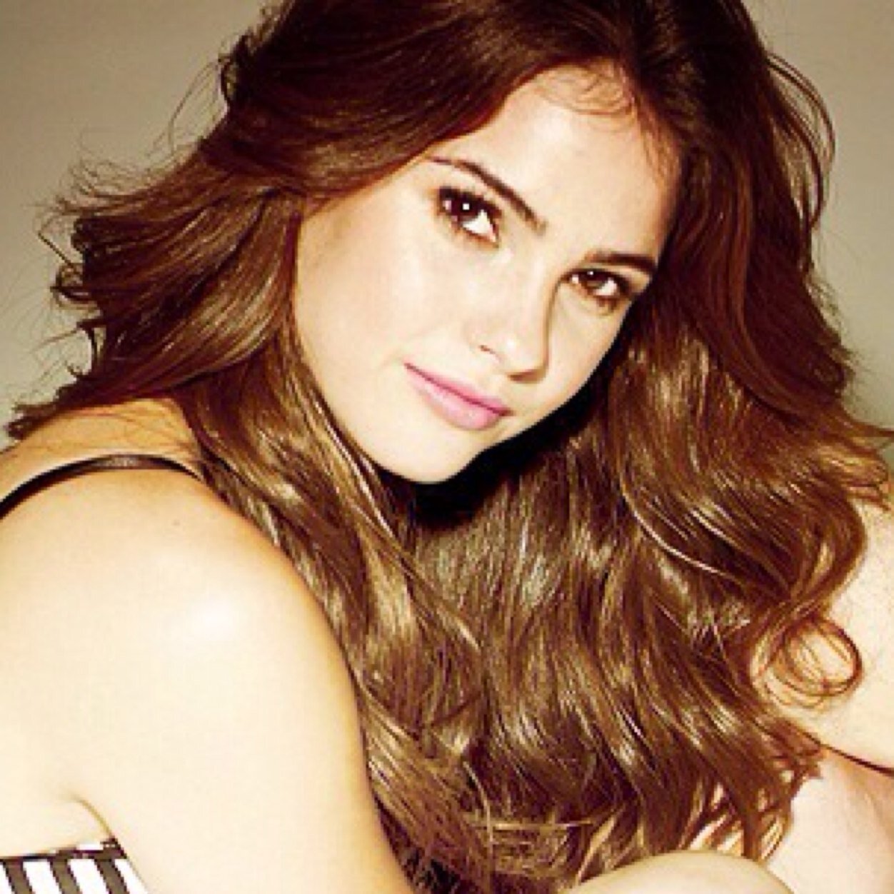 Shelley Hennig Fan Frshelleyhennig Twitter