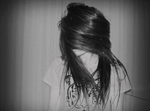 I close my eyes , i hear the silence, is there I meeting the noise of loneliness\ linkin Park \m/ \ five finger death punch\ black s2/ green day