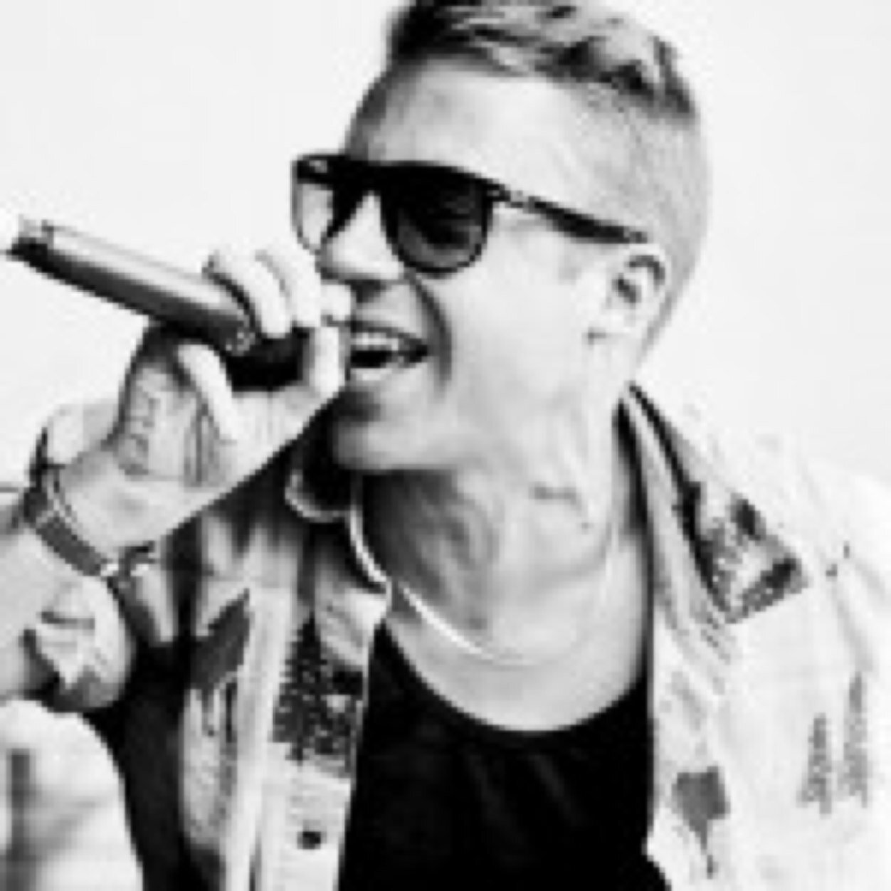 News on the Talented Musical Duo (Macklemore and Ryan Lewis.) Buy 'The Heist' on iTunes Now!