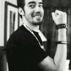 MarcoPeliteiro's profile picture. I love Feromonas
http://t.co/JukRtvopba
APENAS UM FENONHINHOOOO @_@