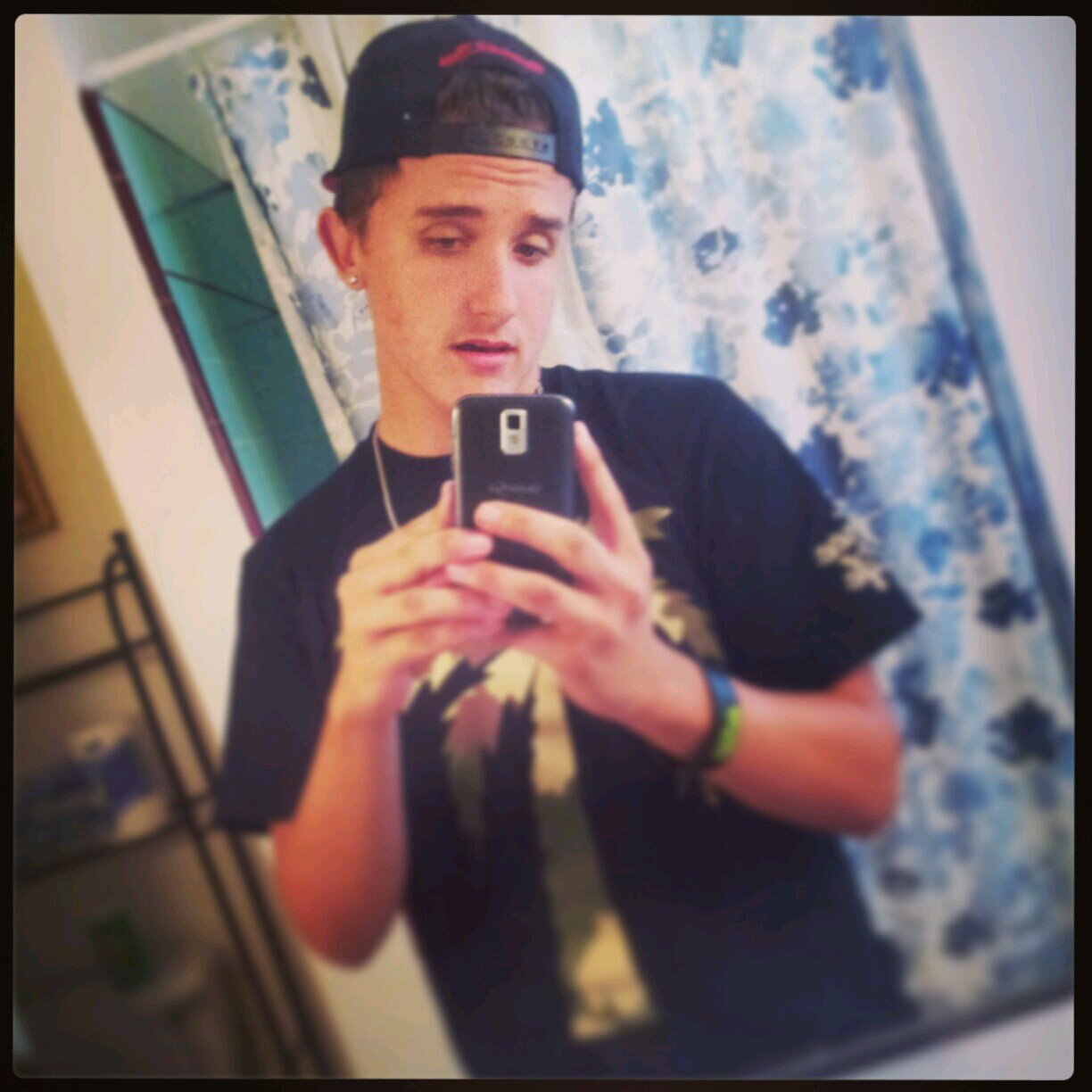 Follow me ! ★