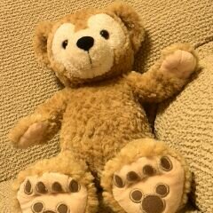 アーティストさん関連のみフォローしてます