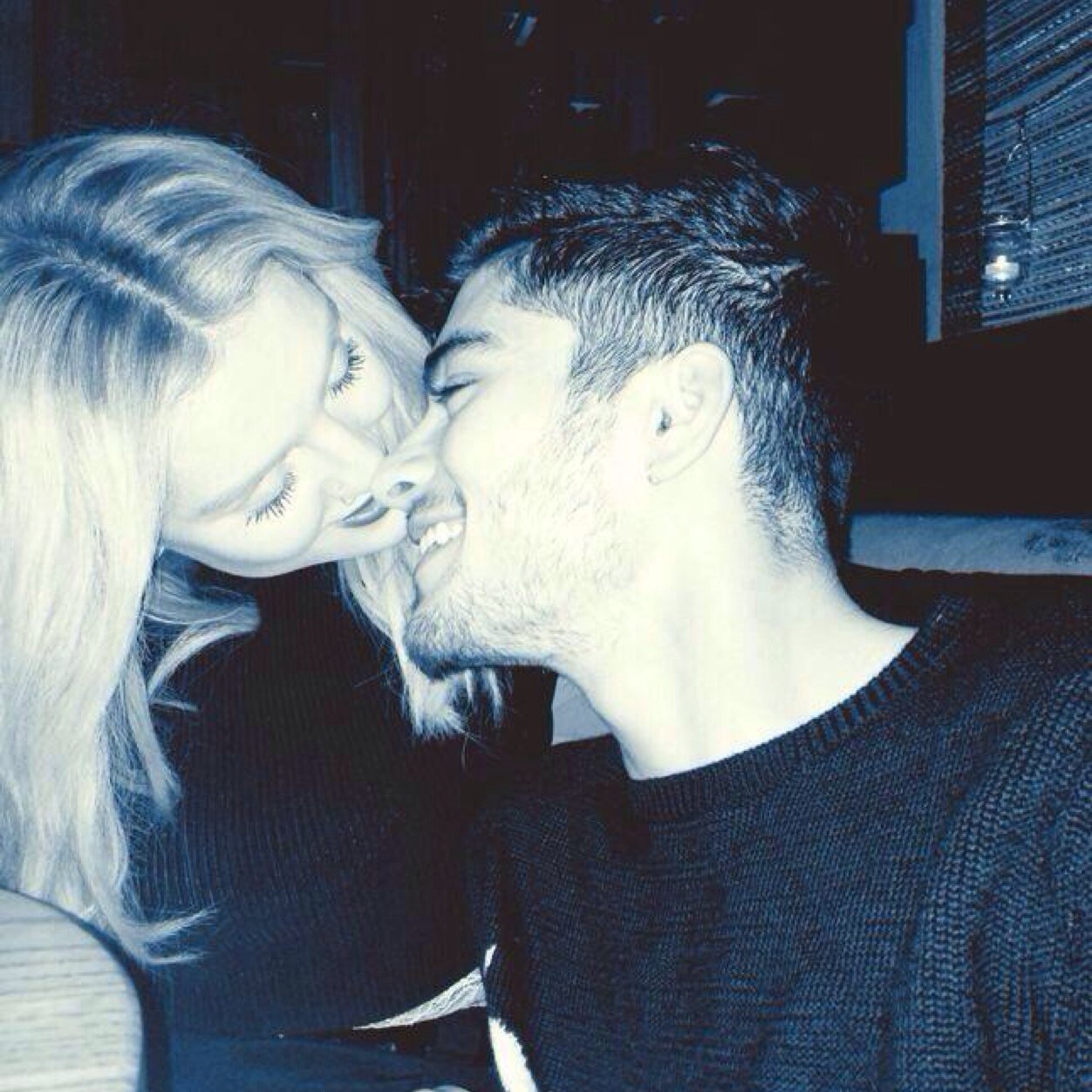 ∞ @_PerrieOffic is my lovely girlfriend, don't flirt with or touch her! 12/30/13 • [FL•Bi•Taken] ∞