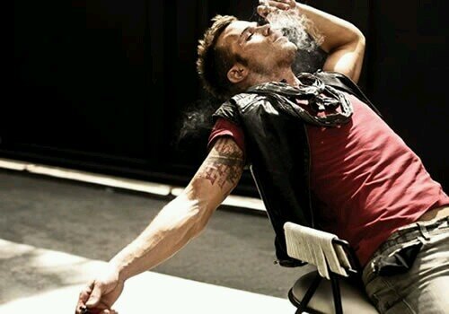 I AM A DUMB ASS VAMPIRE AND I HATE MATH,BUT I LOVE CAPS!@_____________HELPS ME MAKE SMARTCHOICES!!!!MY BRO IS @_____________!!!!{#Freak|#Au|#Rp}