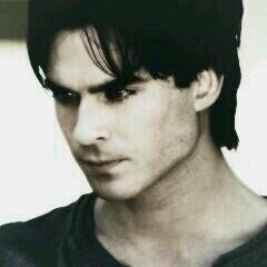 I'm Damon. I may look nice but I'm not... don't come to close I might bite.. (21/bi/single/it's complicated/Rp/Vampire)