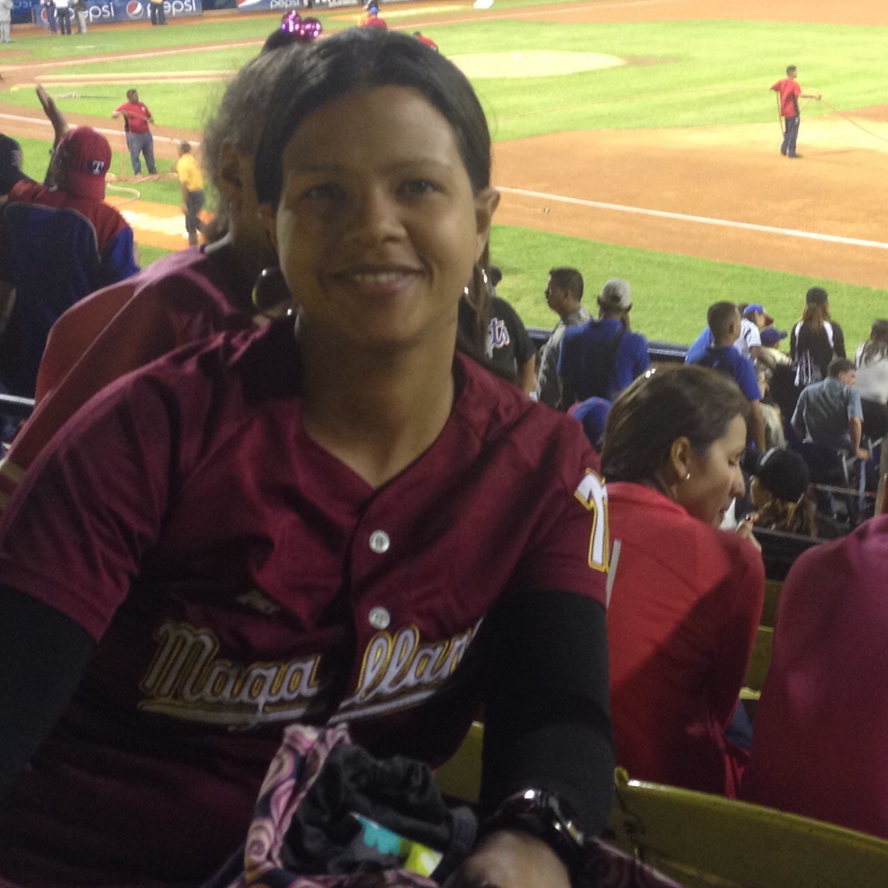 Madre de 2 👩‍👧‍👦, esposa, gemela. Ingeniero en Informática, Venezolana