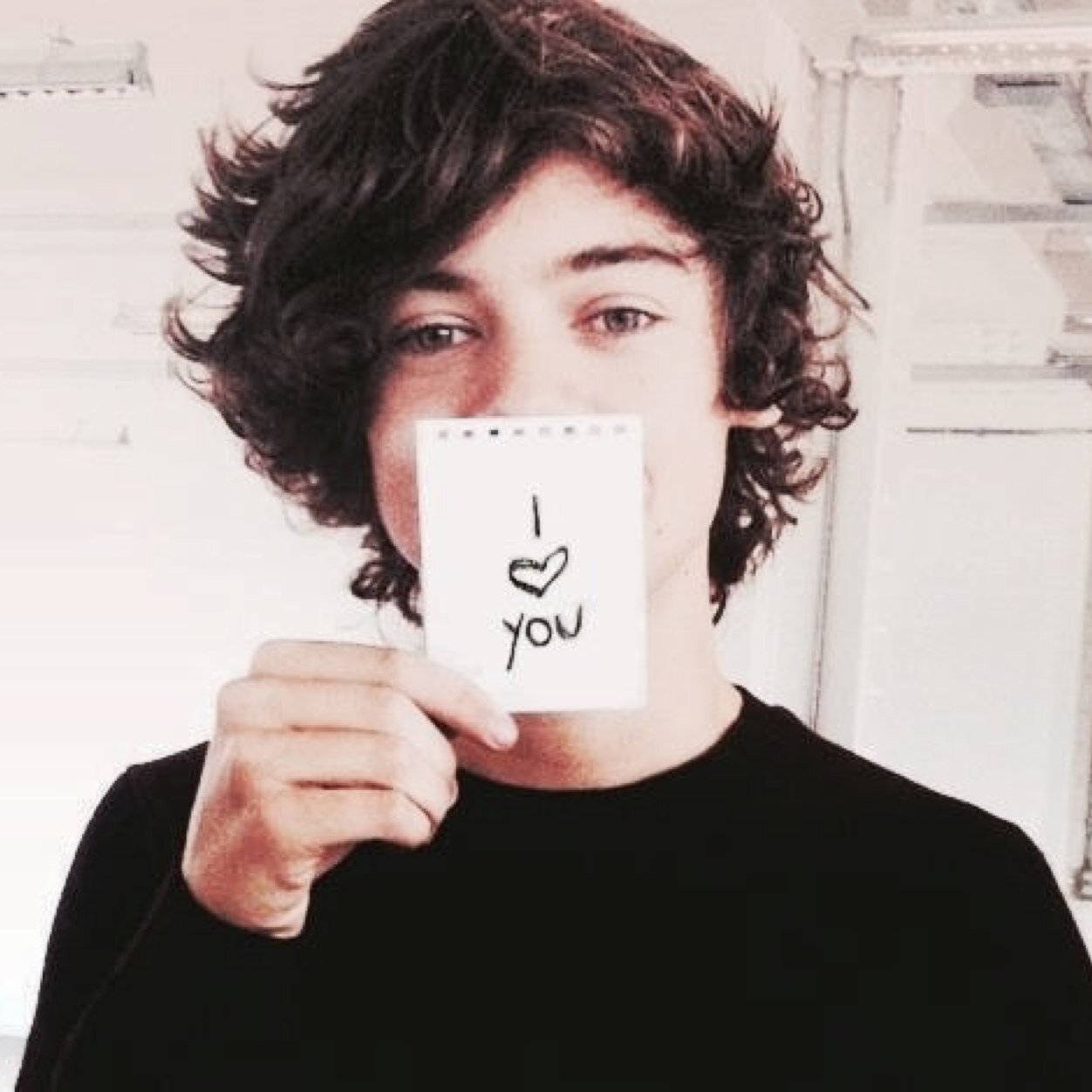 Free follow from @pornwithzarry