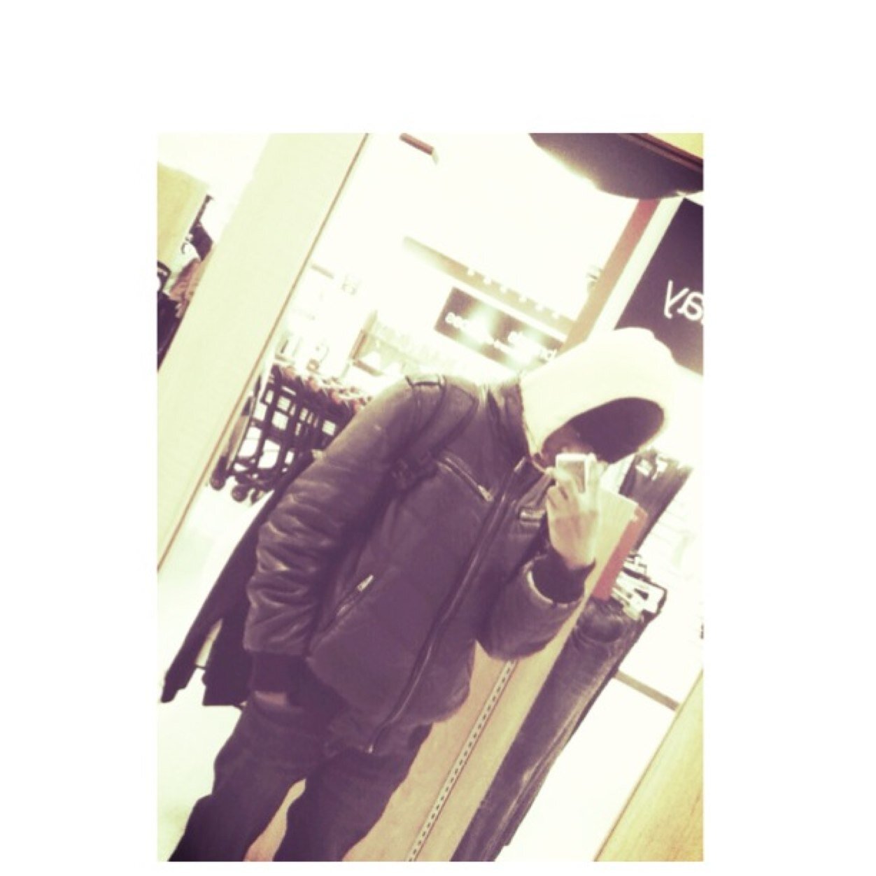 Omypopcorn's profile picture. 