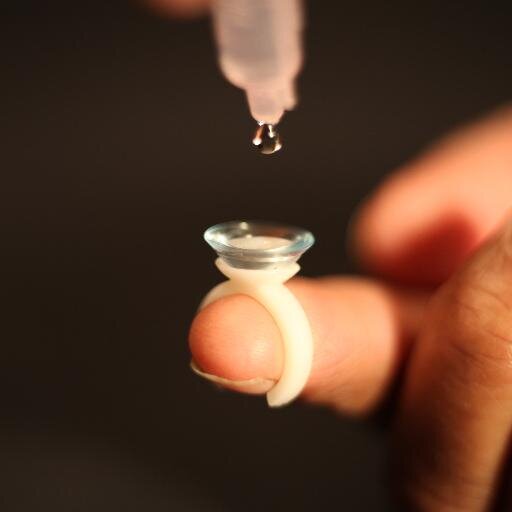 EZi_By_QCase's profile picture. 