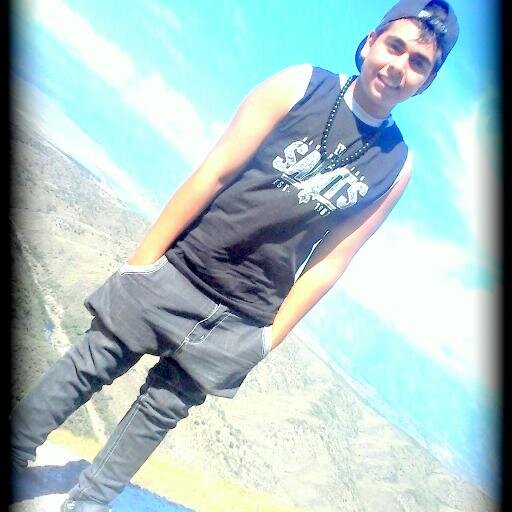 Hola♥  Me seguis de onda :3