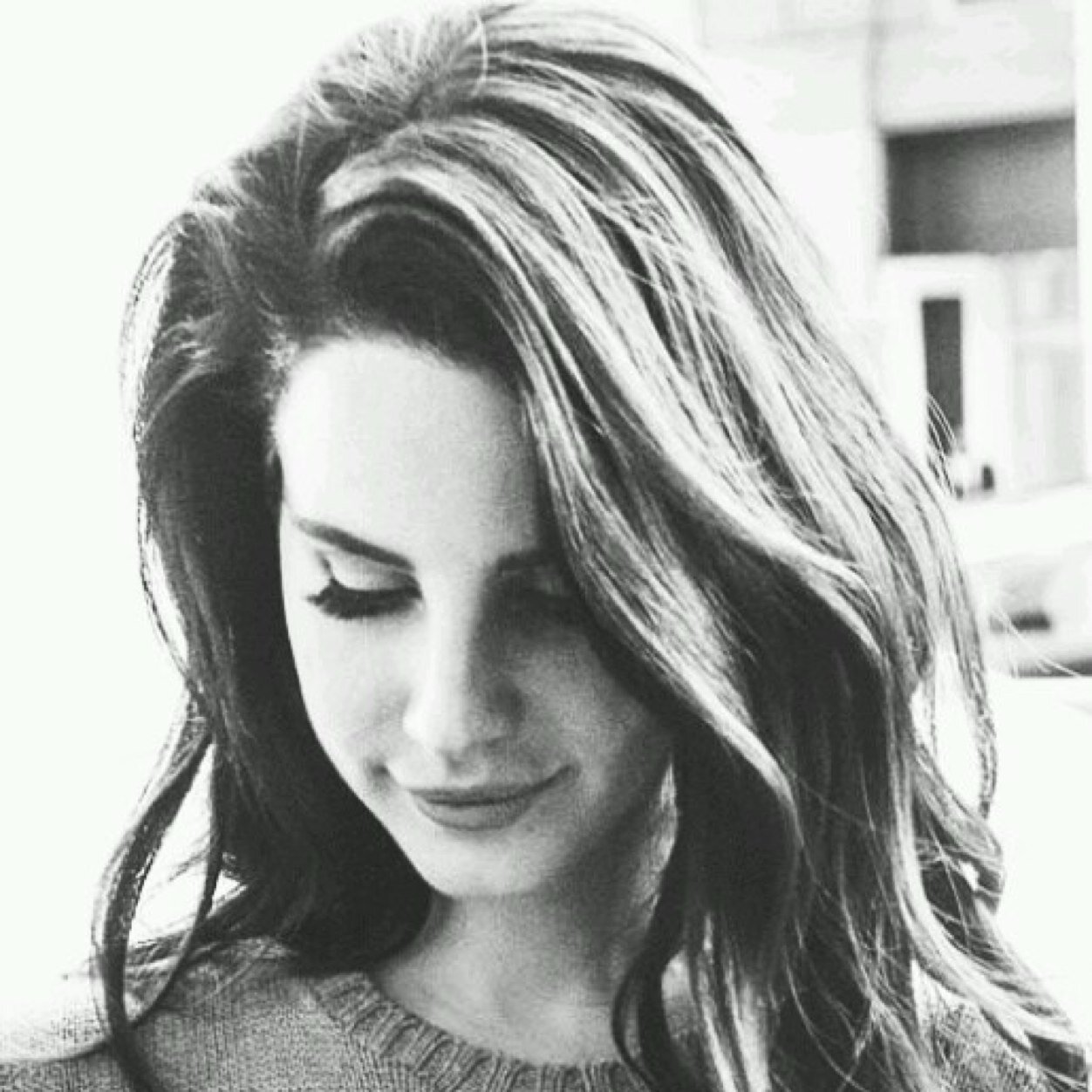 hoppingalone's profile picture. Alone is a word i've become to accustomed to.It's a feeling i'm not sure I can live without.[Rp|Literate|18+]@LionessOfOzxo is taking my heart #CowardlyRabbit