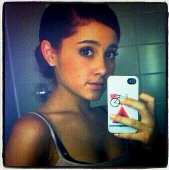Put Your Tattoed Hearts Up! Arianator and Motavator bestie: @HerTinyElephant ♥♥♥♥♥