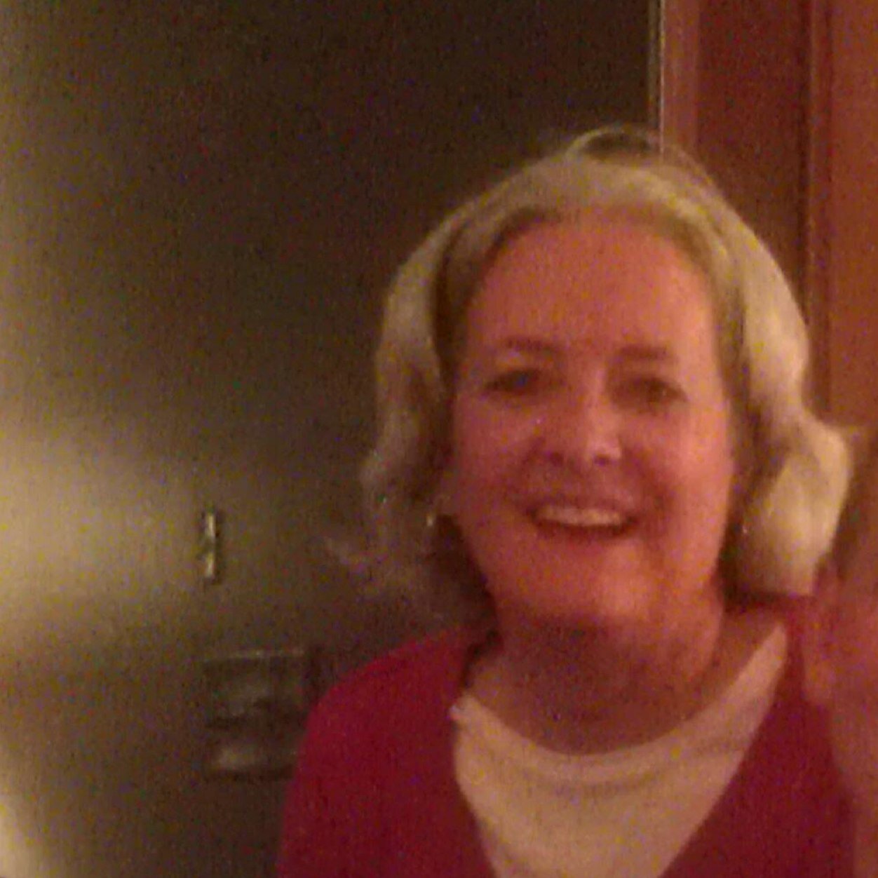 DianeComes's profile picture. 